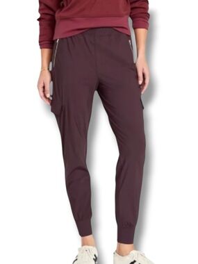 Old Navy Women’s High-Waisted SleekTech Cargo Joggers Boxwood Purple
